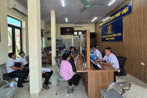Công chức dưới 50 điểm KPI hoặc vi phạm kỷ luật có thể bị thôi việc