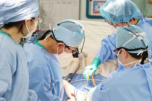 Công nghệ mới giúp bác sĩ 'vá' xương ngay trong phòng mổ