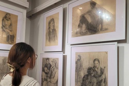 Dấu ấn 100 năm đào tạo Mỹ thuật Việt Nam qua Triển lãm 'Hình họa và tượng tròn nghiên cứu'