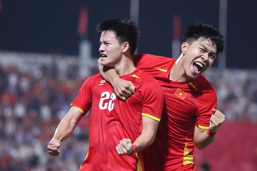Thanh Nhàn đáp lại niềm tin của HLV Kim Sang Sik