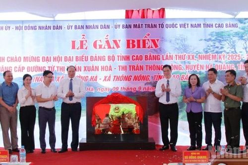 Cao Bằng: Gắn biển công trình chào mừng Đại hội Đảng bộ tỉnh lần thứ XX