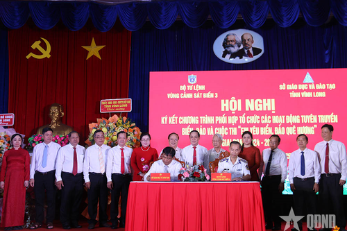 Bộ tư lệnh Vùng Cảnh sát biển 3 tăng cường phối hợp tuyên truyền về biển, đảo