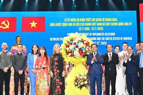 Kỷ niệm 30 năm thiết lập quan hệ ngoại giao Việt Nam - Hoa Kỳ