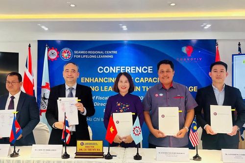 Thúc đẩy ứng dụng AI trong giảng dạy, học tập và đánh giá