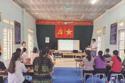 Đẩy mạnh các hoạt động học nghề để 'thoát nghèo' bền vững cho đồng bào DTTS