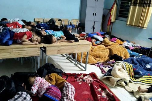 Nỗ lực ổn định nơi ăn ở và học tập cho 301 học sinh Tuyên Quang sau lũ