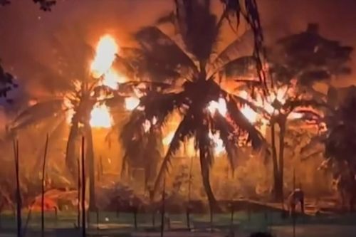 Hỏa hoạn lớn tại tỉnh An Giang, thiêu hoàn toàn 3 căn nhà, một ngôi cháy sém