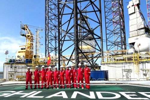 PV Drilling nhận bàn giao quyền sở hữu giàn khoan tự nâng PV DRILLING IX