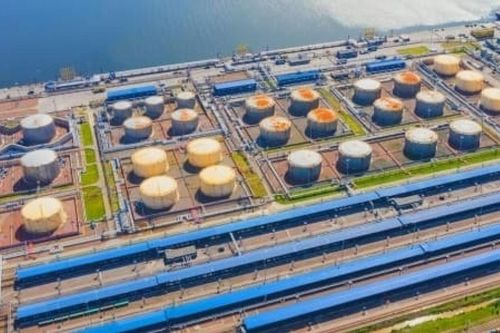 Trung Quốc sẽ tiếp tục dự trữ dầu thô đến năm 2026