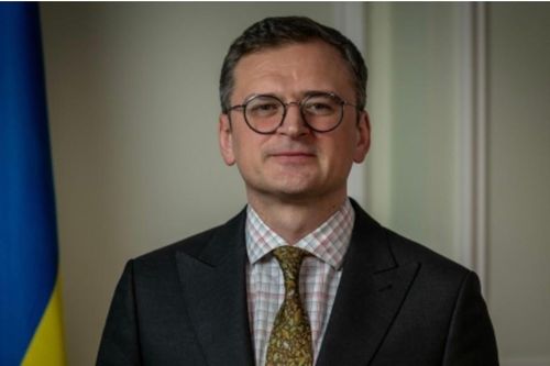 Cựu Ngoại trưởng Ukraine nêu lý do vội vã rời đất nước trong đêm