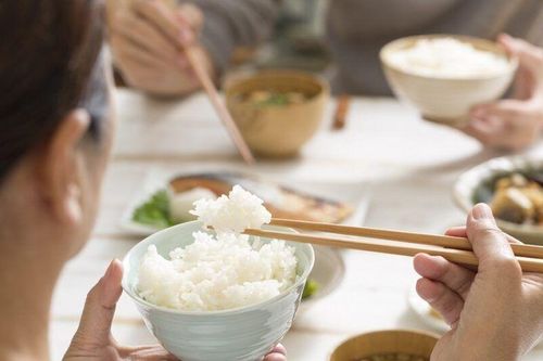 4 sai lầm sau bữa ăn khiến bộ phận tiêu hóa gặp họa