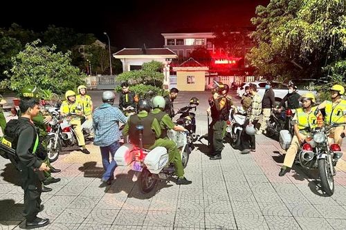 Lực lượng 911 tăng cường xử lý vi phạm trên đường phố Đà Nẵng