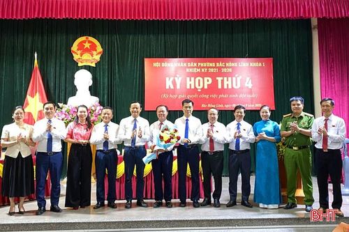 Ông Nguyễn Thăng Long được bầu giữ chức Chủ tịch HĐND phường Bắc Hồng Lĩnh