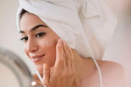 Bí quyết chăm sóc làn da khô khi mùa Thu đến