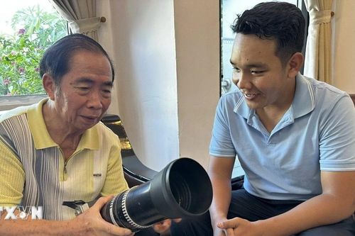 80 năm TTXVN: Vững tay súng, chắc tay máy, lưu giữ những khoảnh khắc lịch sử