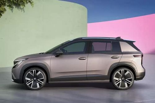 SUV đô thị đẹp long lanh, công suất 208 mã lực, giá gần 790 triệu đồng