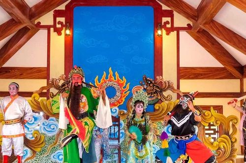 Hát bội ngân vang trong lễ giỗ danh nhân Đào Tấn
