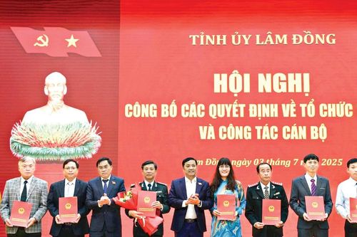 Chủ động, kịp thời, liên tục trong công tác cán bộ
