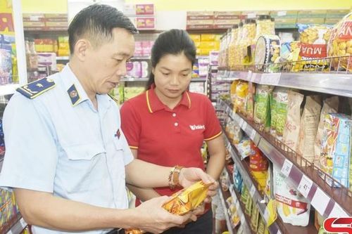 'Giữ sạch' thị trường hàng hóa vùng cửa ngõ