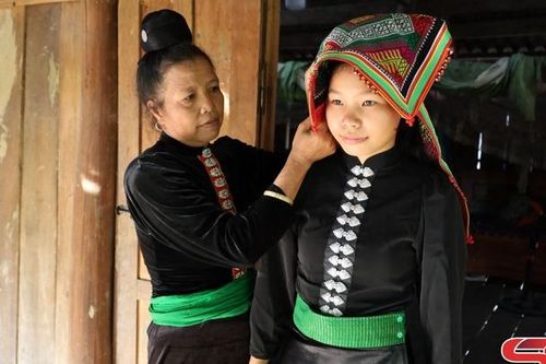 Giữ gìn nét đẹp văn hóa dân tộc La Ha