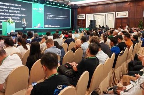 Internet từ công nghệ trở thành hạ tầng thiết yếu kết nối con người, quốc gia