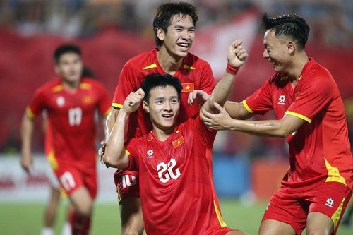 Thắng kịch tính Yemen, U23 Việt Nam vượt qua vòng loại U23 châu Á 2026