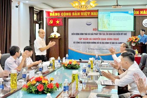 Chủ động ứng phó xói lở bờ biển Trung Trung Bộ