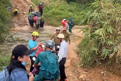 Gieo con chữ, thắp hy vọng giữa đại ngàn Trường Sơn