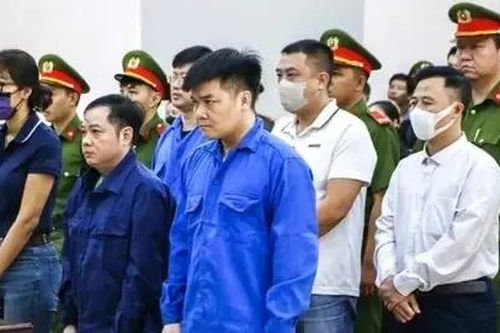 Nhiều bị cáo được giảm án trong vụ cháy karaoke 32 người chết