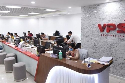 Chứng khoán VPS trình kế hoạch tăng vốn lên 12.800 tỷ, lợi nhuận nửa đầu năm vẫn tăng 40%