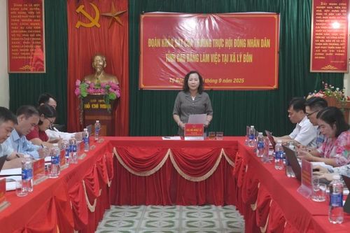 Phó Chủ tịch HĐND tỉnh Hà Nhật Lệ khảo sát thực trạng thực hiện mô hình chính quyền địa phương 2 cấp tại xã Lý Bôn