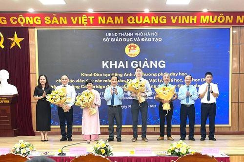 Hà Nội khai giảng khóa đào tạo giáo viên song bằng