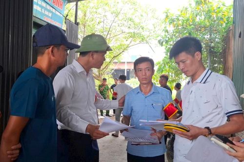 Xã Tây Phương cưỡng chế kiểm đếm bắt buộc 150 trường hợp tại dự án Cụm công nghiệp làng nghề Hữu Bằng.