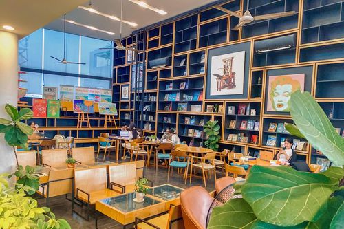 Đóng cửa nhà sách Cá Chép 223 Nguyễn Thị Minh Khai