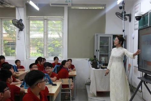 Ứng dụng trí tuệ nhân tạo: Xu hướng tất yếu trong giáo dục Việt Nam