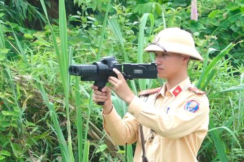 Cảnh sát giao thông Hà Nội phát hiện, xử lý nhiều trường hợp chạy quá tốc độ