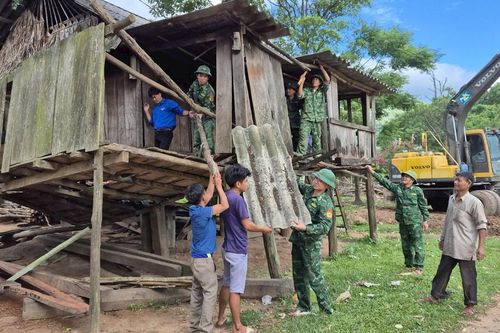 Quảng Trị: Chương trình 'Thứ 7 về bản' gắn kết nghĩa tình quân dân nơi biên giới
