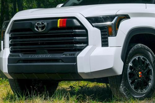Chủ tịch Toyota muốn nhập bán tải Tundra từ Mỹ