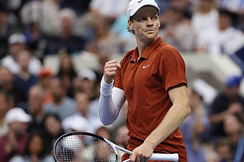 Jannik Sinner chạm mốc lịch sử mới dù thua chung kết US Open 2025