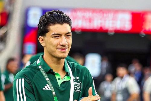 Sao Việt kiều 20 tuổi đứng trước cơ hội đoạt vé dự World Cup vào tháng sau