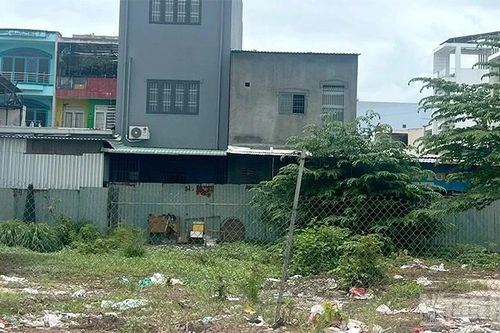 Đồng Tháp: Ngang nhiên chiếm lối thoát hiểm công cộng, vỉa hè