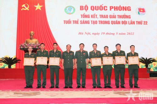 Chuyện về những 'cây đề tài' thế hệ 8X
