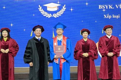 Thủ khoa Bác sĩ Nội trú năm 2025 ước mơ làm thầy giáo