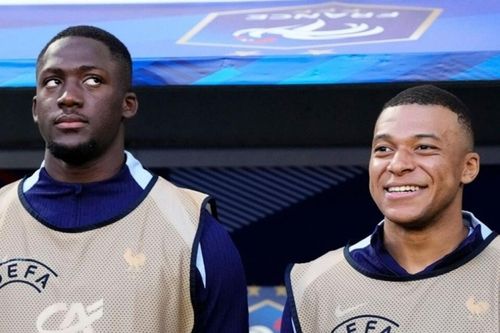 Kylian Mbappe thường xuyên thuyết phục Ibrahima Konate gia nhập Real Madrid