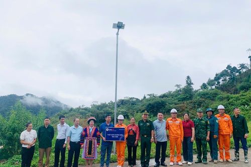 Triển khai công trình thắp sáng đường biên tại khu vực biên giới tỉnh Tuyên Quang