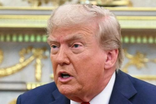 Ông Trump bị kiện vì áp đặt thuế quan, tòa án tối cao Mỹ vào cuộc