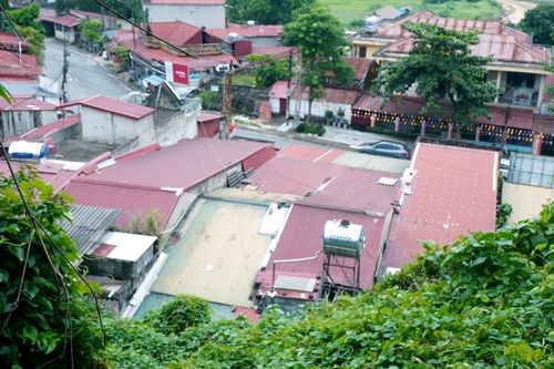 Lý do hàng chục hộ dân Thanh Hóa không dám ở nhà mỗi khi trời mưa lớn