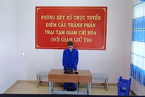 Mâu thuẫn nhỏ, gã bảo vệ lén đâm chết đồng nghiệp