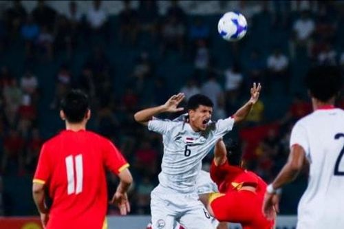 U23 Việt Nam giành vé vào vòng chung kết; Real và Barca 'vô đối' về tiền lương, MU chỉ đứng thứ 6