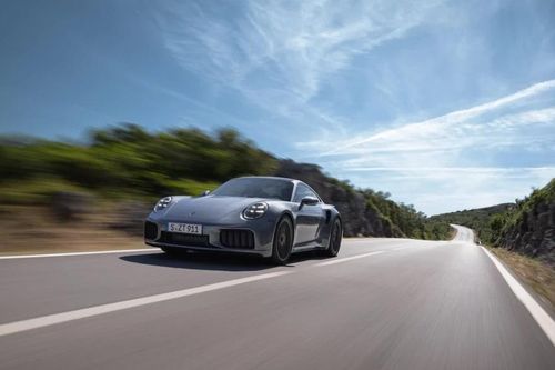 Xe điện Porsche 911 Turbo S: kỷ nguyên mới của tốc độ và công nghệ